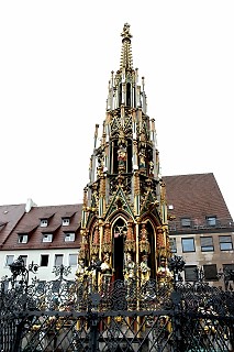 Golden fountain, Nuremberg